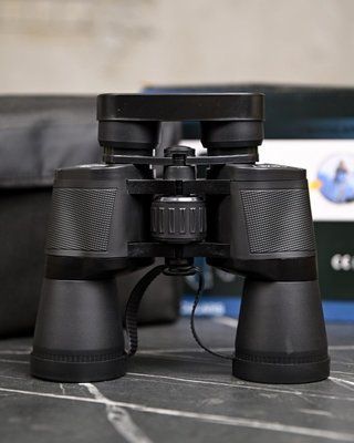 Бинокль Comet 7x50 Black оптический с антибликовым покрытием для охоты туризма и спорта 92880 фото